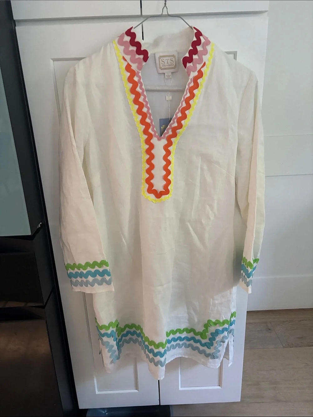 White Tunic with Multicolor Rickrack Trim - Picture 1 of 4